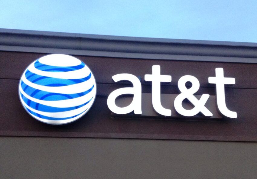 logo at&t hackers criptomonedas empresas