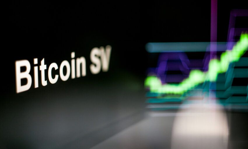 Bitcoin SV aumenta 60% mientras una altcoin de IA alcanza los $7,8 millones