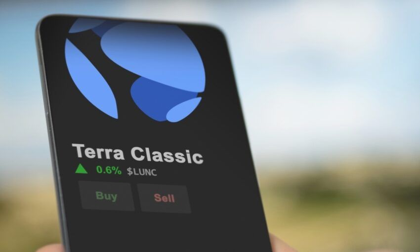 Turbulencias para Terra Classic: se desploma 34% en 2024, mientras la ICO de Borroe Finance se acerca a los $2,7 millones