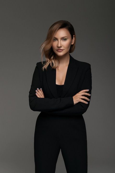 Alena Afanaseva: Bitcoin femenino criptomonedas.