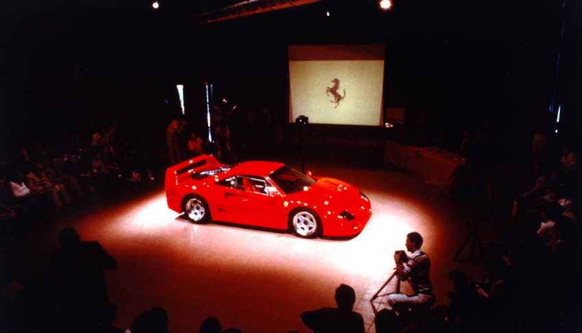 Ferrari suma Bitcoin y las criptomonedas como medio de pago para clientes en Europa