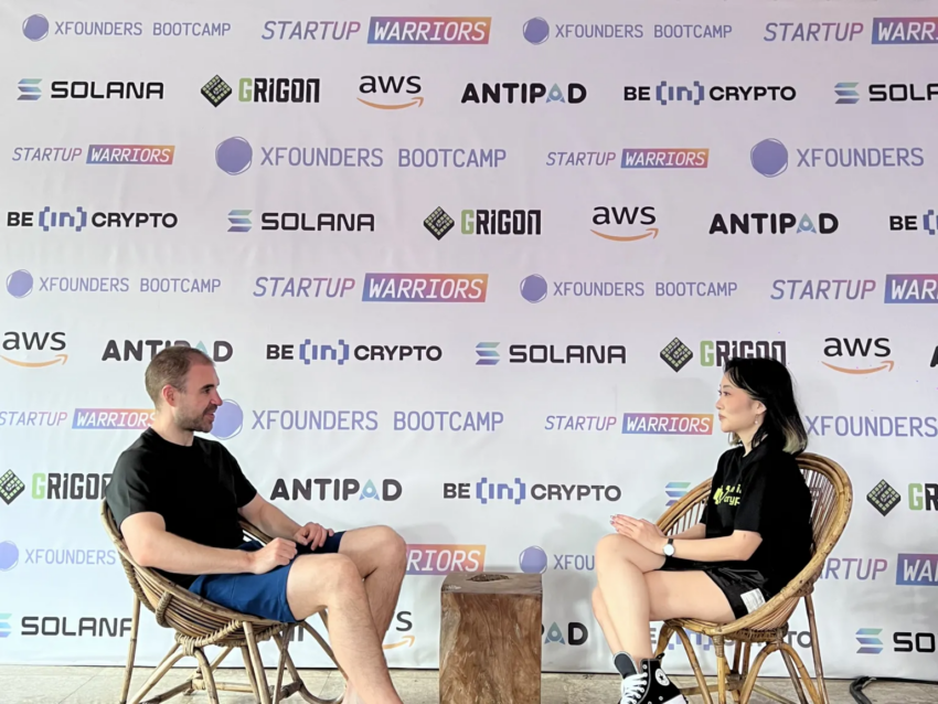 Entrevista con el vicepresidente de tecnología de la Fundación Solana, Matt Sorg, durante el X-Founders Bootcamp.